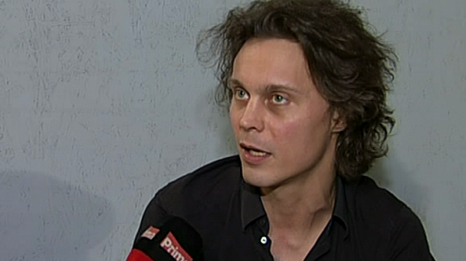 Video VIP zprávy: Zpěvák Ville Valo poskytl TV Prima exkluzivní rozhovor